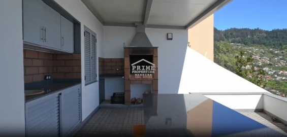 Moradia T2 para Venda em Arco da Calheta