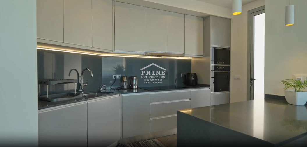 Moradia T2 para Venda em Arco da Calheta Foto 14