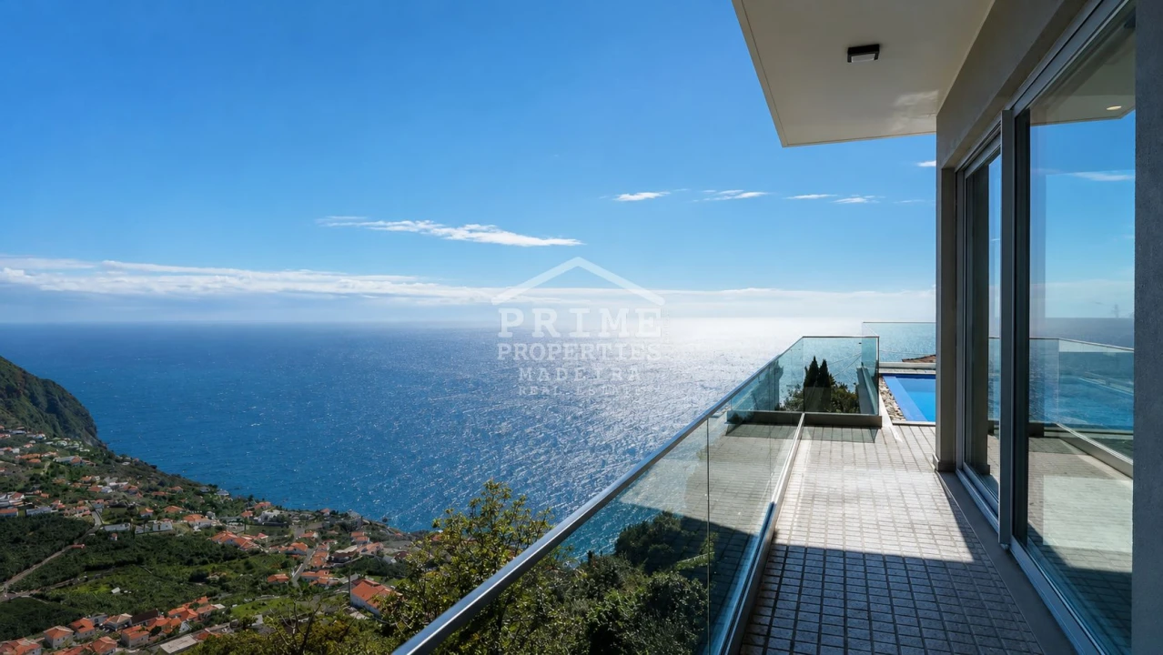 Moradia T2 para Venda em Arco da Calheta Foto 25