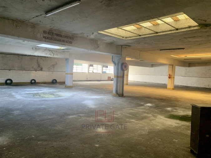 Loja para Venda em Cedofeita, Santo Ildefonso, Sé, Miragaia, São Nicolau e Vitória Foto 2