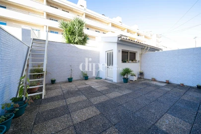 Moradia T3 para Venda em Azurem