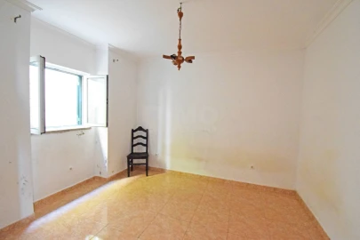 Prédio para Venda em Covilhã e Canhoso