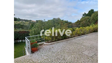 Moradia T4 para Venda em Santa Maria e São Miguel, São Martinho, São Pedro Penaferrim