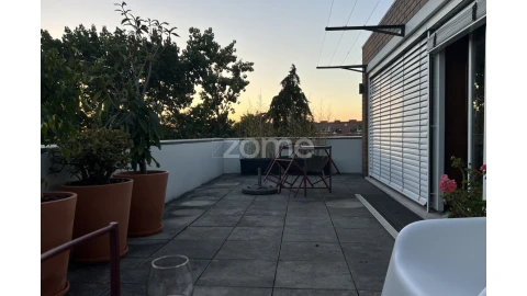 Apartamento T4 para Venda em Aldoar, Foz do Douro e Nevogilde