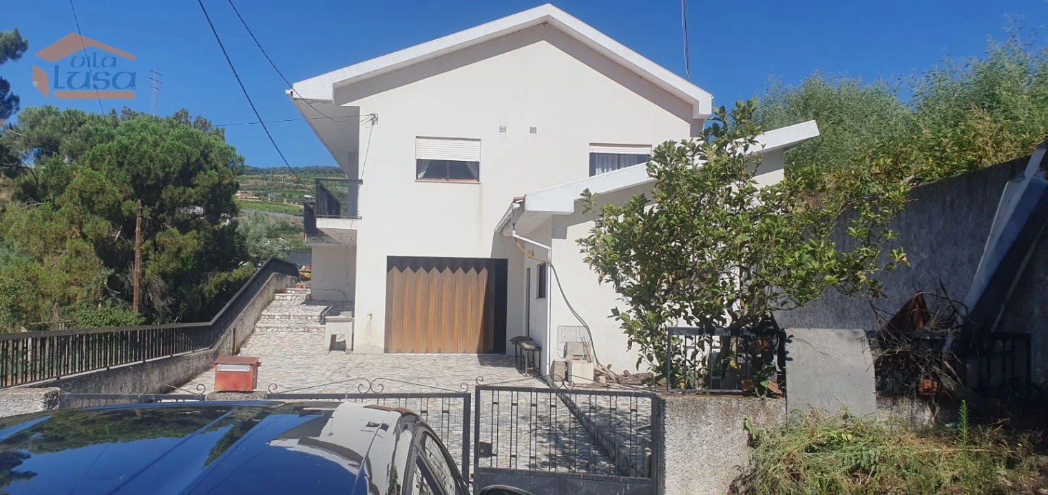 Moradia T3 para Venda em Lamego (Almacave e Sé) Foto 2