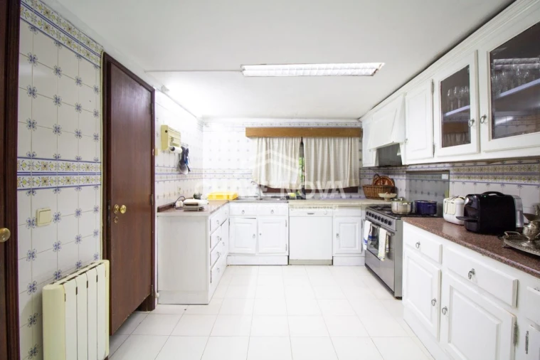 Moradia T7 para Venda em Custóias, Leça do Balio e Guifões Foto 14