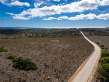 Terreno para Venda em Vila do Bispo e Raposeira