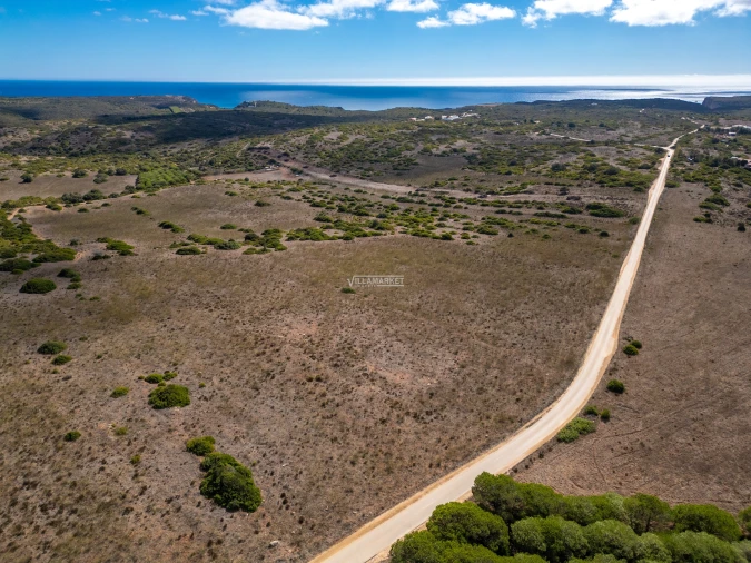 Terreno para Venda em Vila do Bispo e Raposeira Foto 2