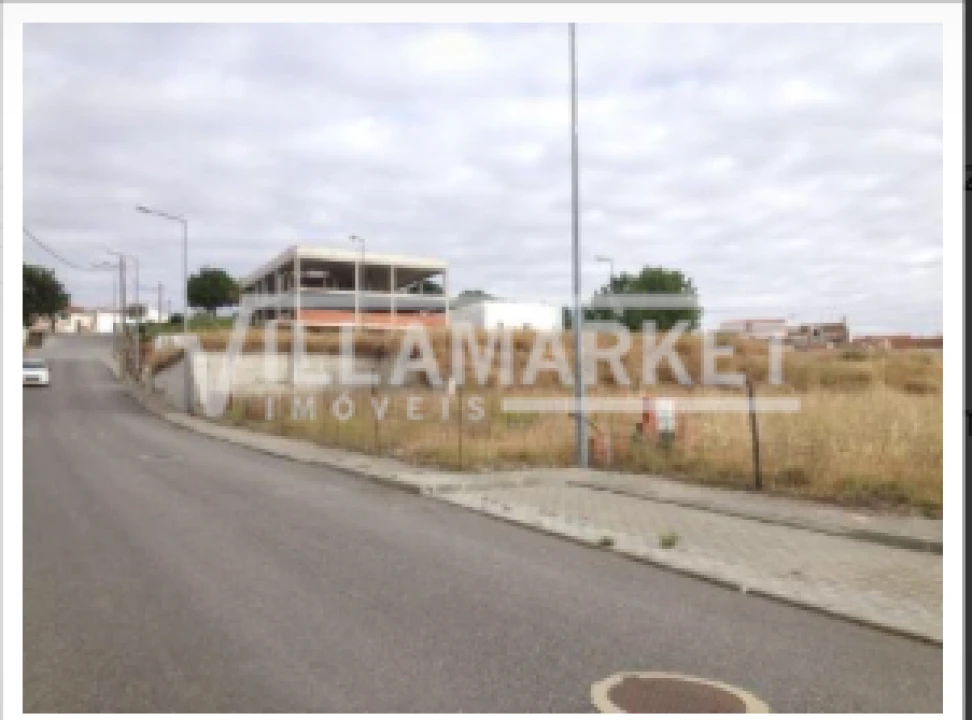 Terreno para Venda em Alvito Foto 2