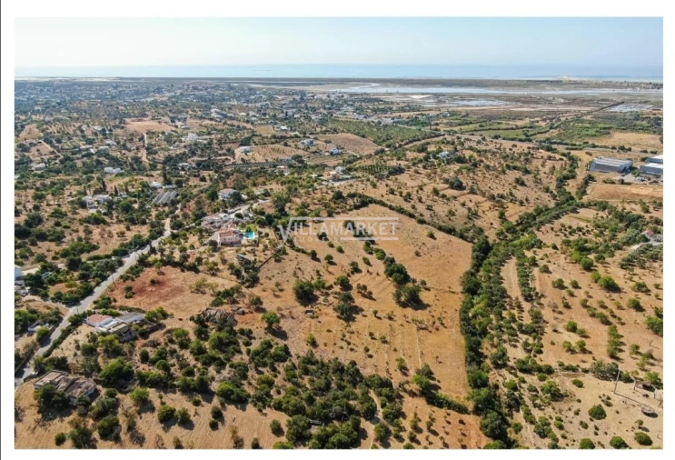 Terreno para Venda em Quelfes Foto 8