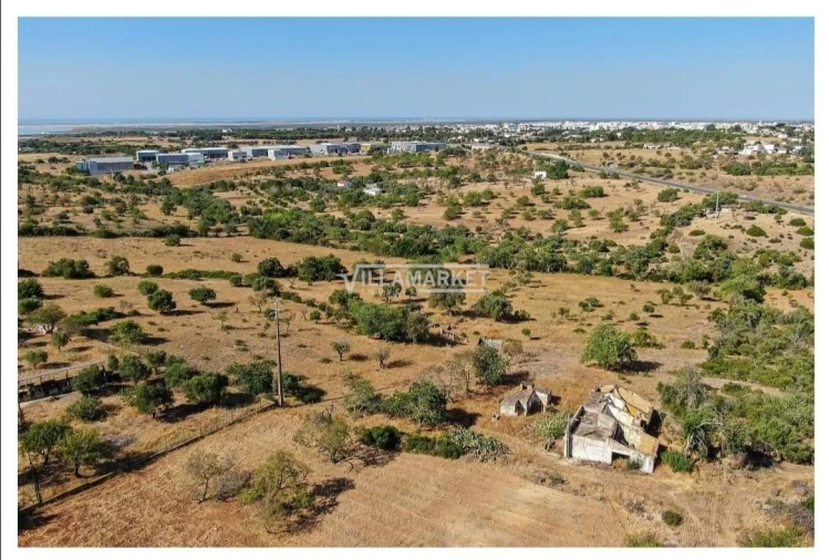 Terreno para Venda em Quelfes Foto 9