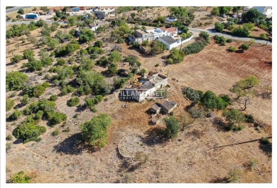 Terreno para Venda em Quelfes Foto 6