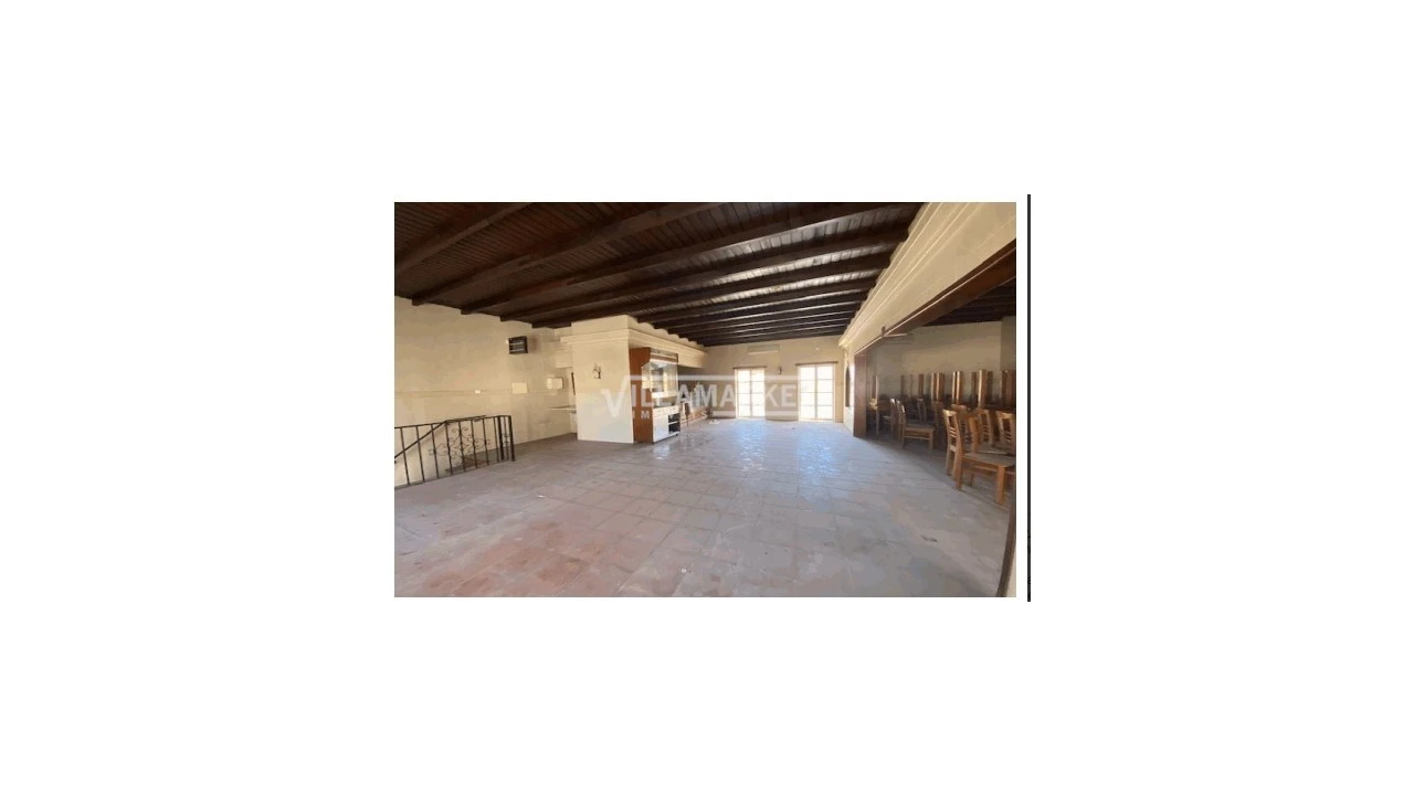 Negócio para Venda em Pias Foto 2