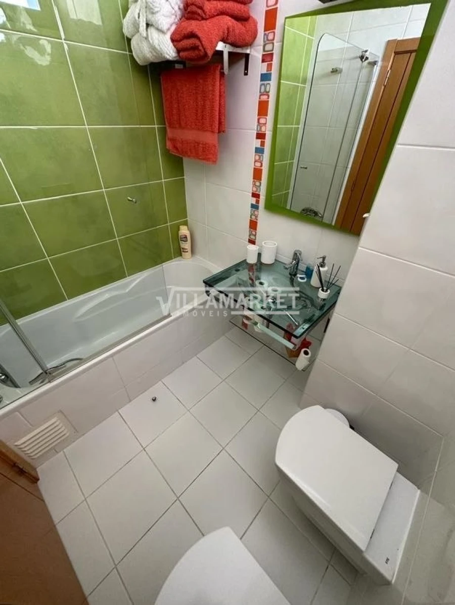 Moradia T5 para Venda em Quarteira Foto 45