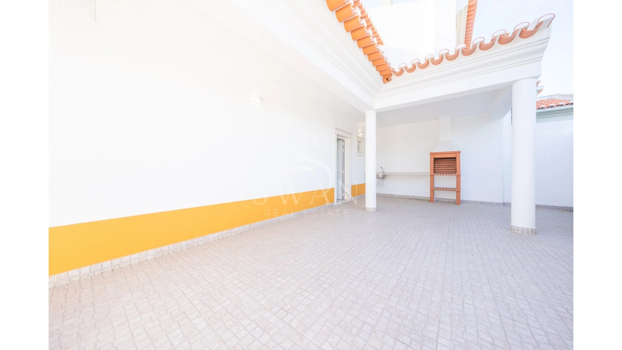 Moradia T4 para Venda em Ericeira Foto 13