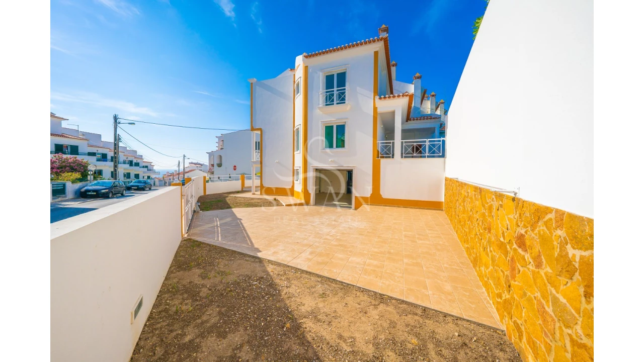 Moradia T4 para Venda em Ericeira Foto 4