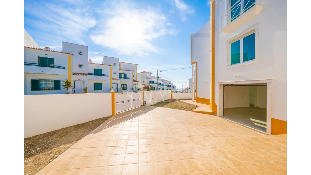 Moradia T4 para Venda em Ericeira Foto 3