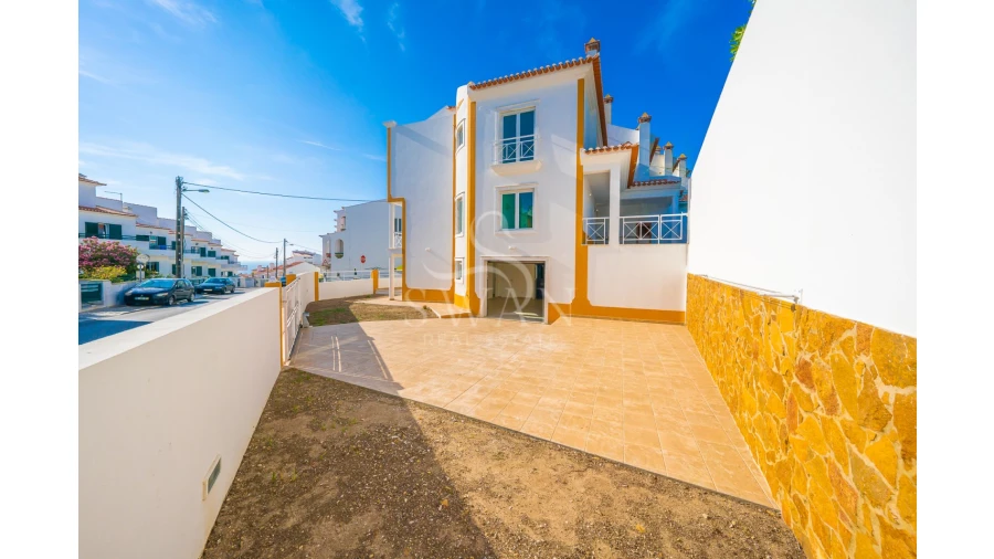 Moradia T4 para Venda em Ericeira Foto 4