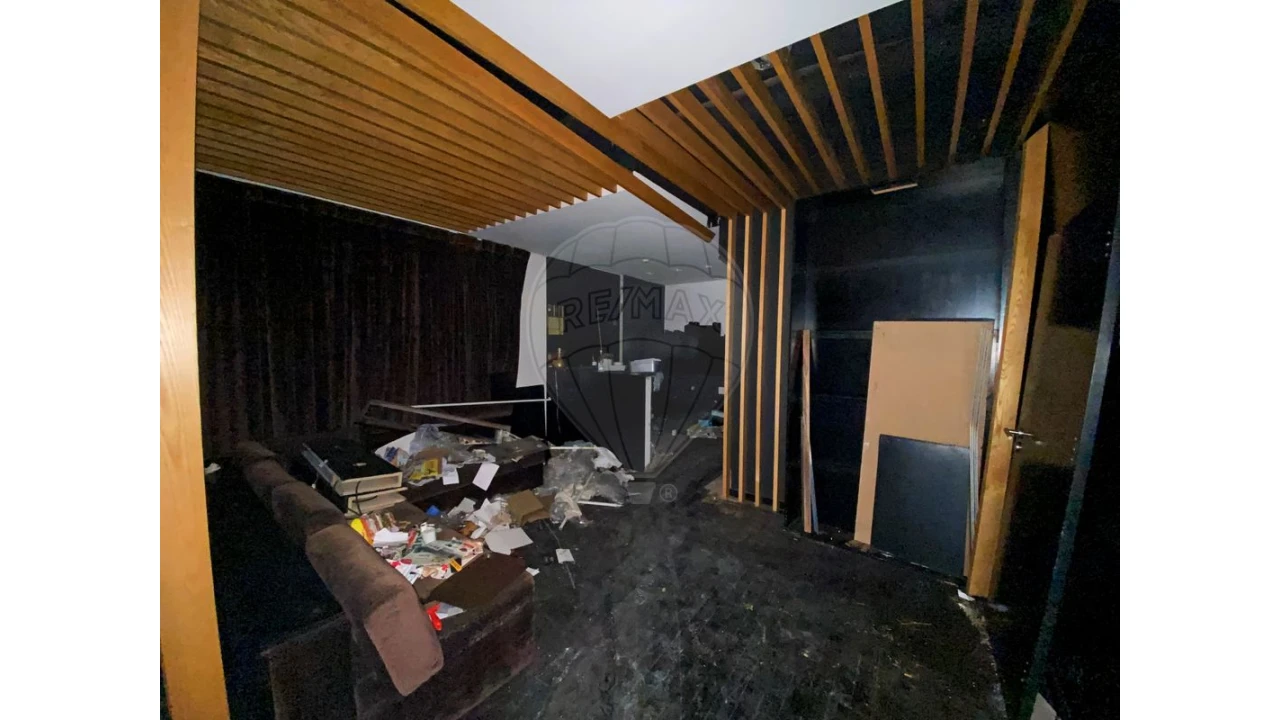 Negócio para Venda em Leiria, Pousos, Barreira e Cortes Foto 40