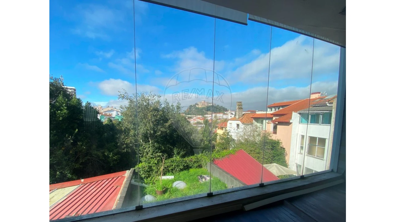 Negócio para Venda em Leiria, Pousos, Barreira e Cortes Foto 12