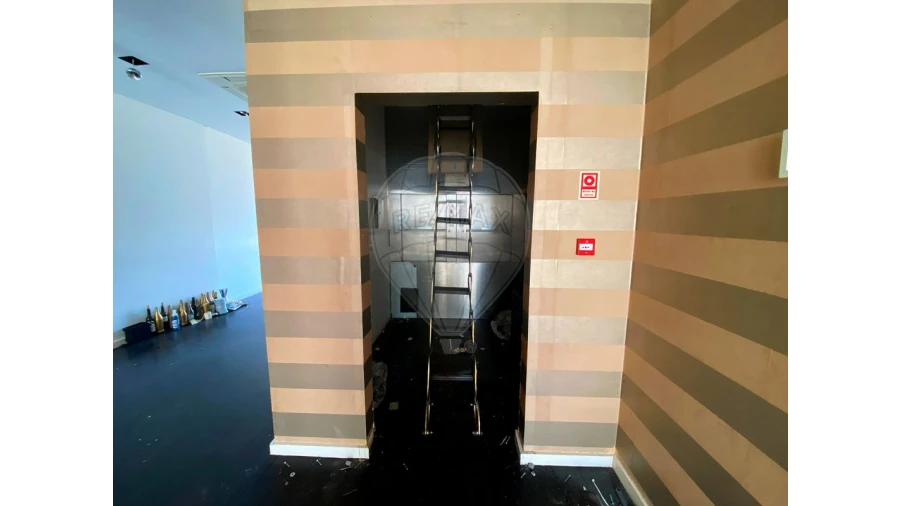 Negócio para Venda em Leiria, Pousos, Barreira e Cortes Foto 33