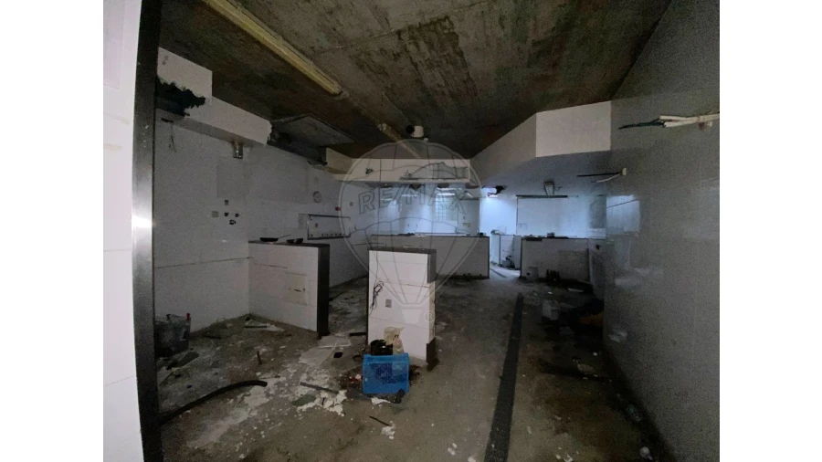 Negócio para Venda em Leiria, Pousos, Barreira e Cortes Foto 3