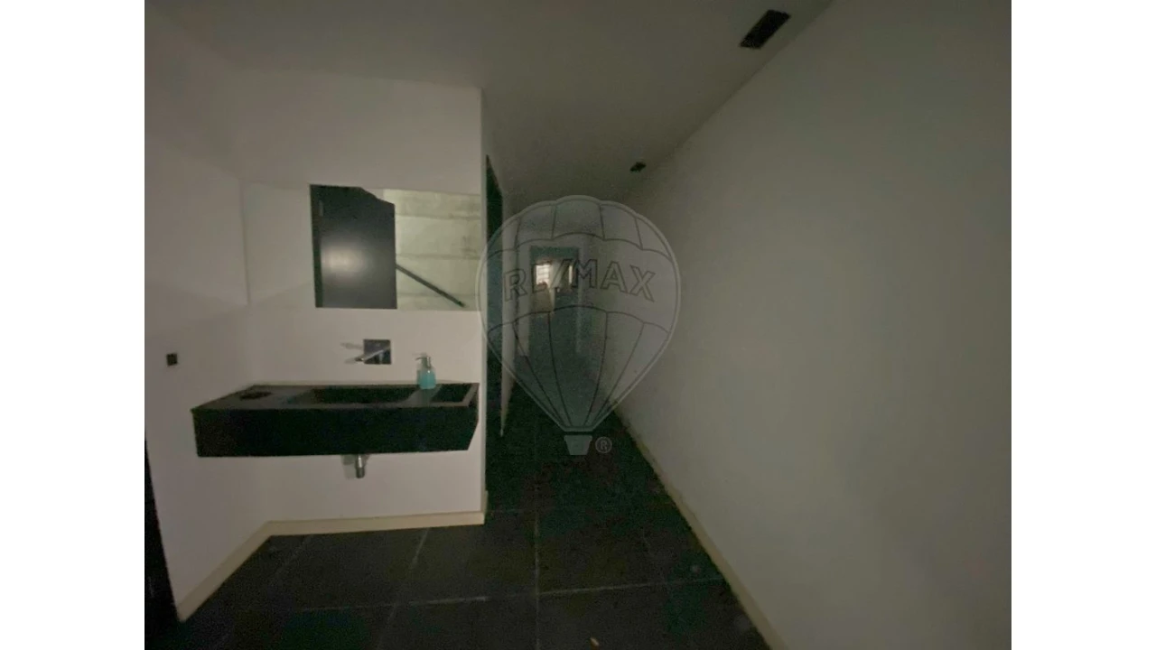 Negócio para Venda em Leiria, Pousos, Barreira e Cortes Foto 6