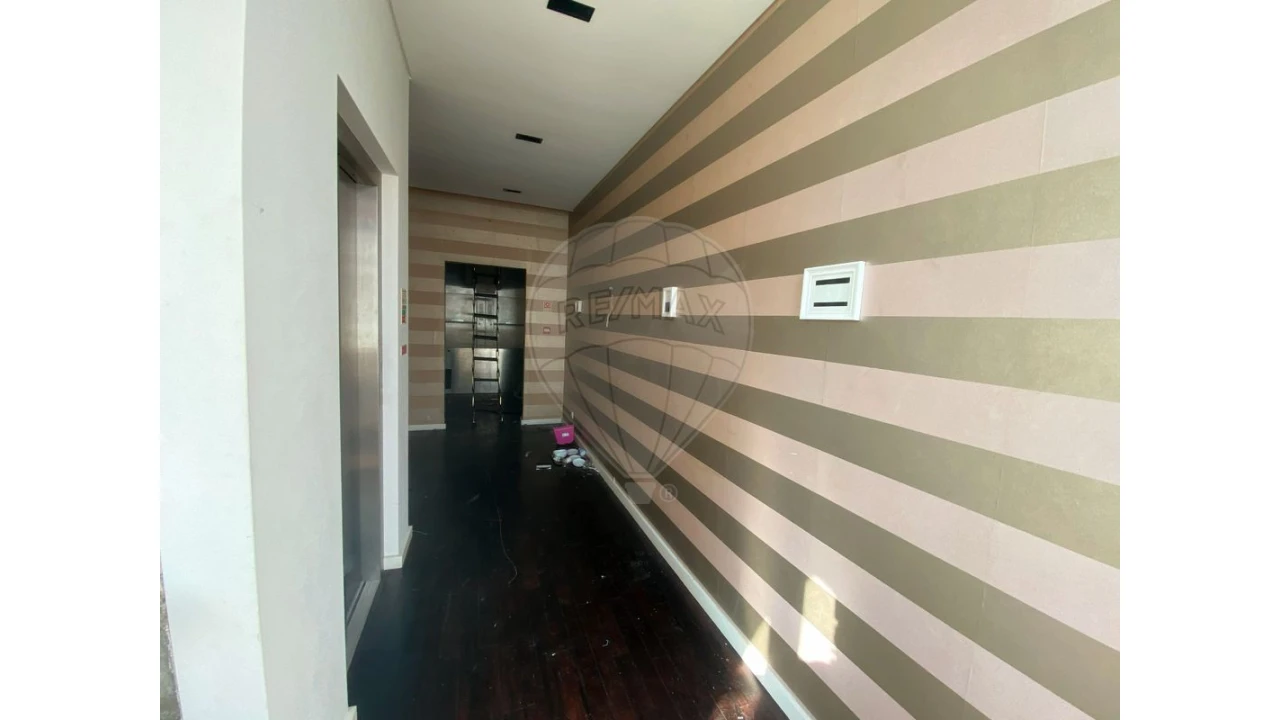 Negócio para Venda em Leiria, Pousos, Barreira e Cortes Foto 32