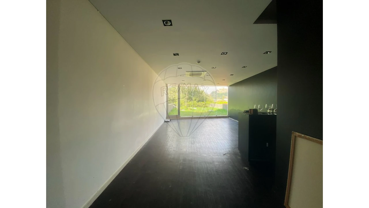 Negócio para Venda em Leiria, Pousos, Barreira e Cortes Foto 24