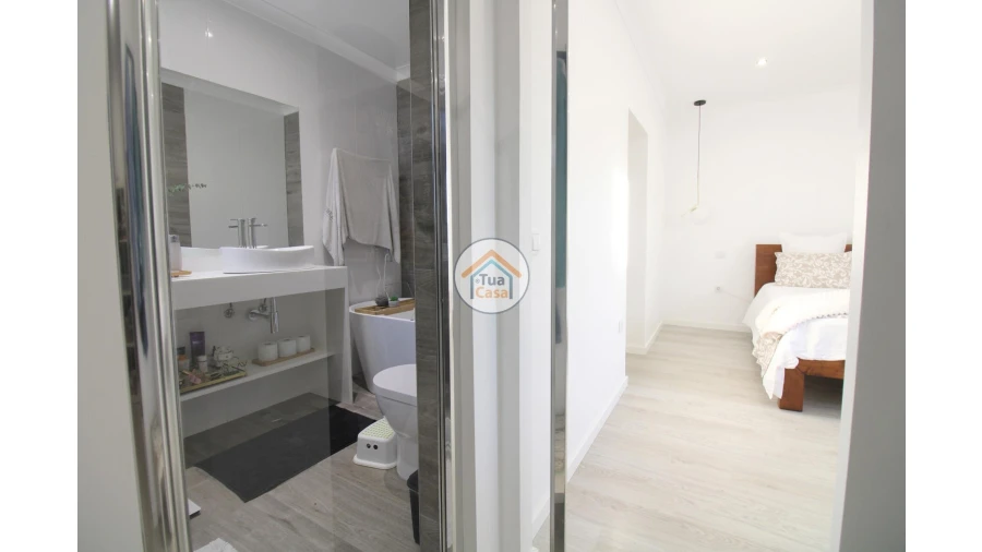 Moradia T4 para Venda em Nossa Senhora da Vila, Nossa Senhora do Bispo e Silveiras Foto 15