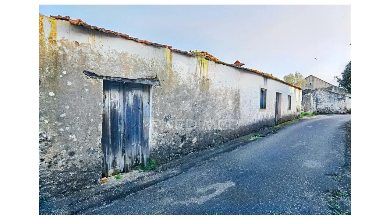 Moradia T3 para Venda em Malhou, Louriceira e Espinheiro Foto 2