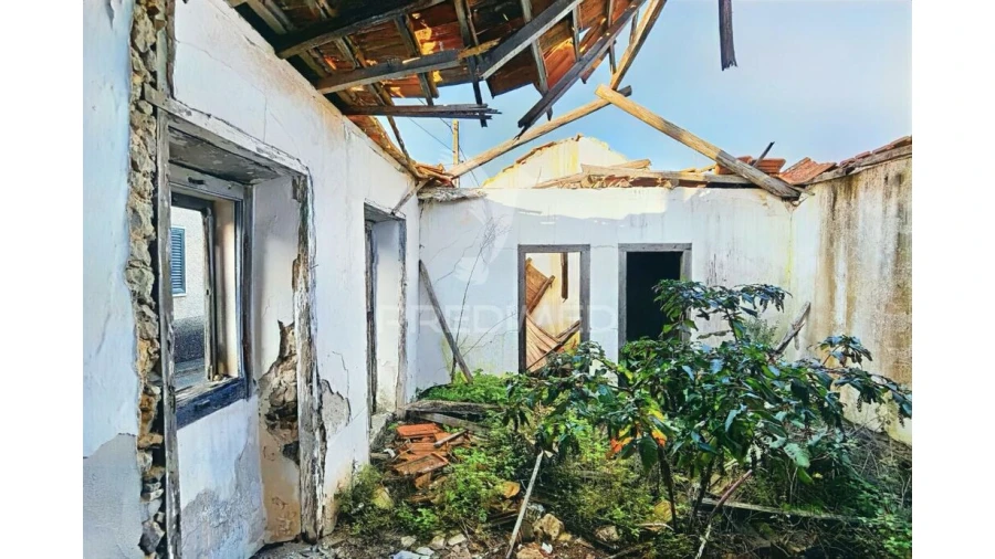 Moradia T3 para Venda em Malhou, Louriceira e Espinheiro Foto 19