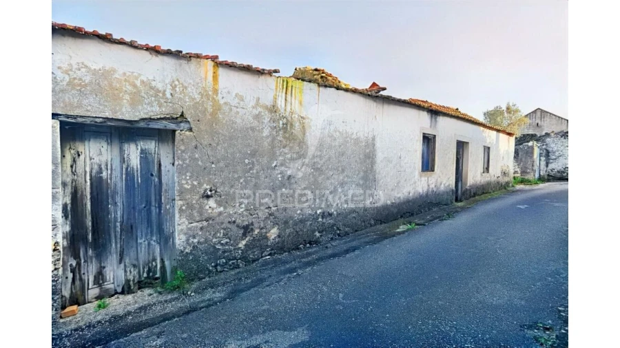 Moradia T3 para Venda em Malhou, Louriceira e Espinheiro Foto 4