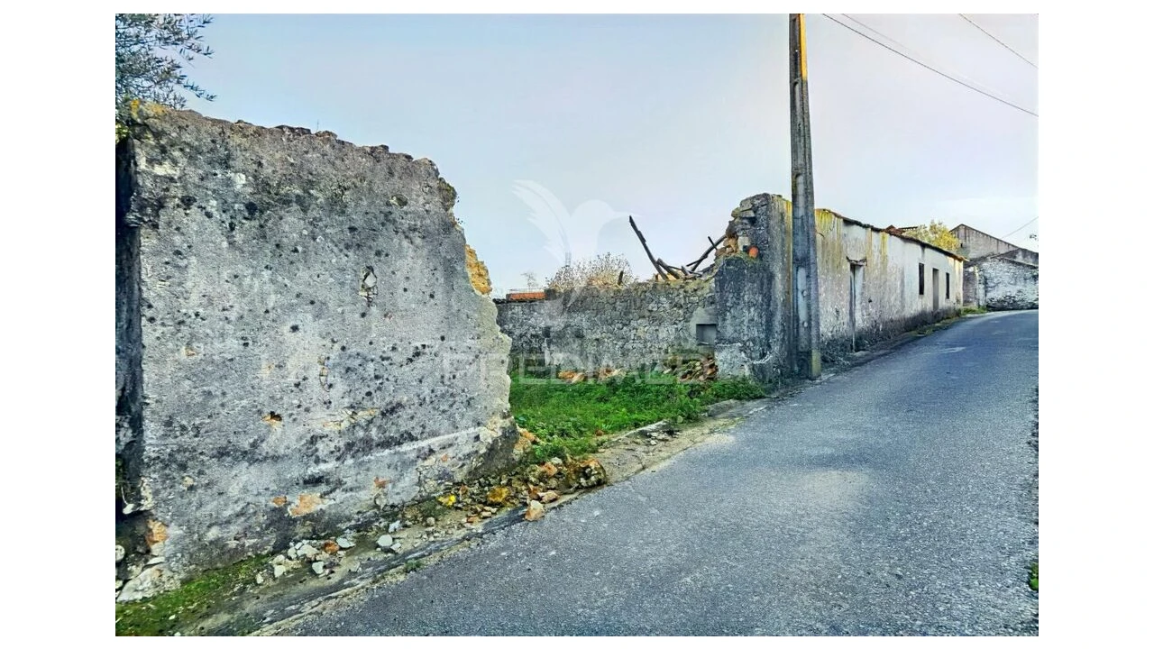 Moradia T3 para Venda em Malhou, Louriceira e Espinheiro Foto 9