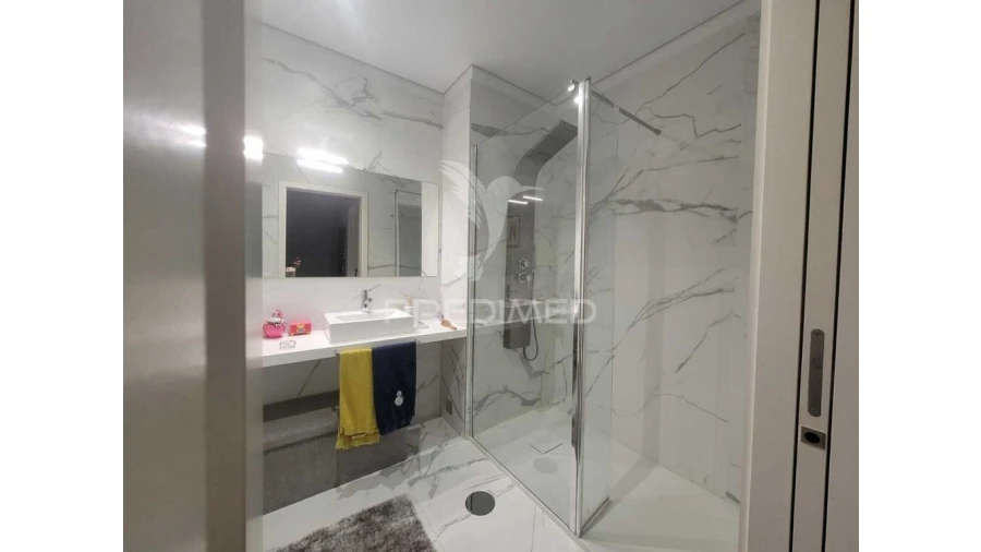 Moradia T3 para Venda em Ribeirão Foto 12