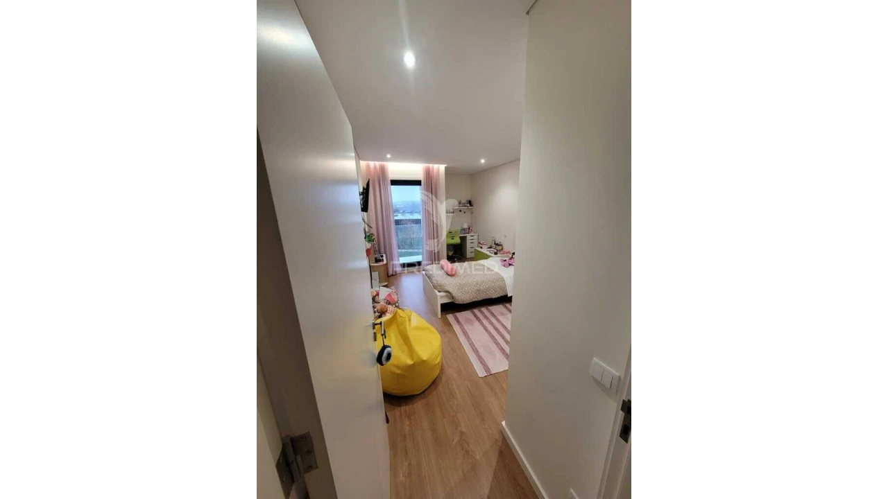 Moradia T3 para Venda em Ribeirão Foto 2