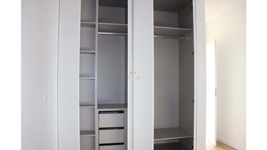 Moradia T4 para Venda em Vialonga Foto 22