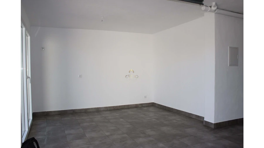 Moradia T4 para Venda em Vialonga Foto 56