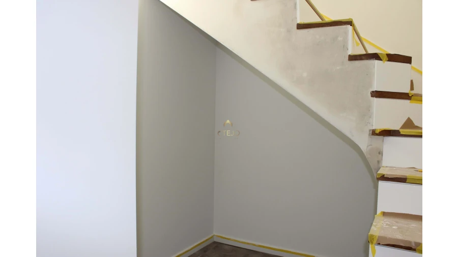 Moradia T4 para Venda em Vialonga Foto 59