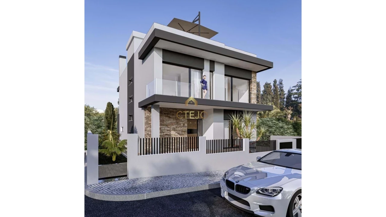 Moradia T4 para Venda em Vialonga Foto 4