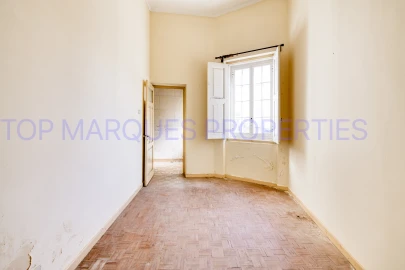 Moradia T4 para Venda em Olhão