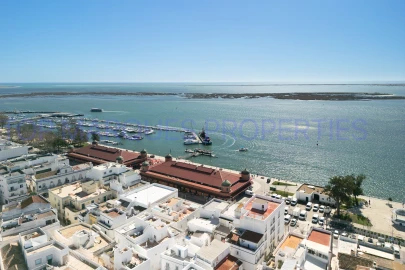 Moradia T4 para Venda em Olhão