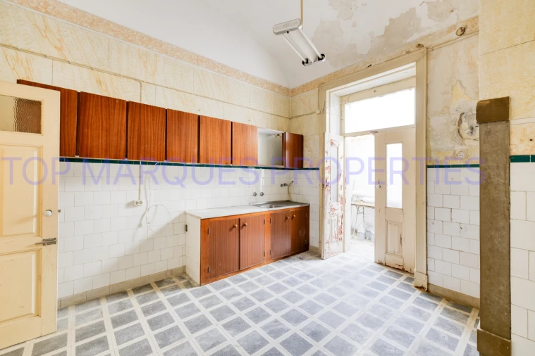 Moradia T4 para Venda em Olhão Foto 7