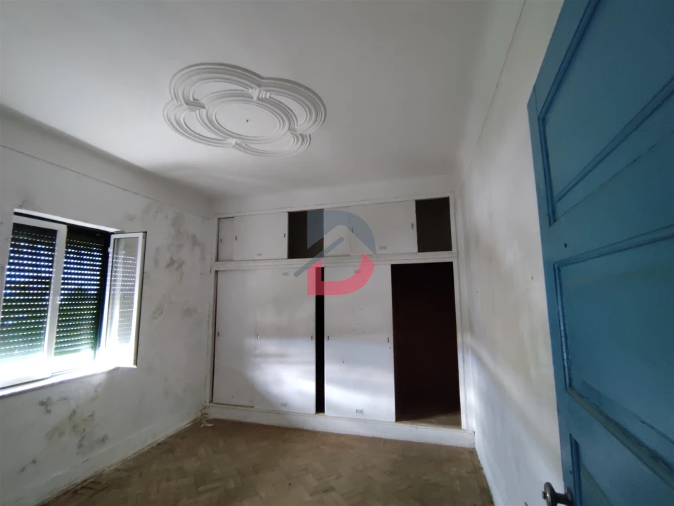 Moradia T5 para Venda em Cebolais de Cima e Retaxo Foto 9