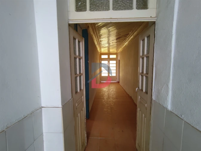 Moradia T5 para Venda em Cebolais de Cima e Retaxo Foto 3