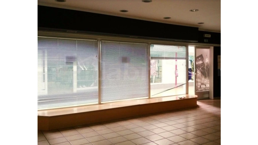 Loja para Venda em Samora Correia