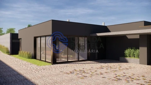 Terreno para Venda em Anta e Guetim