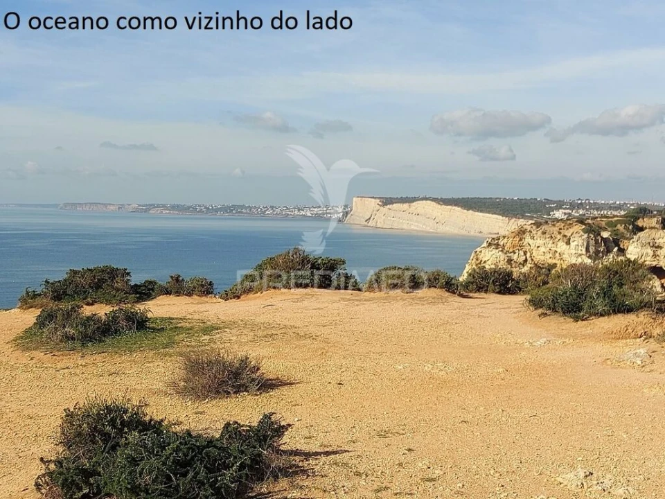 Moradia T4 para Venda em Bensafrim e Barão de São João Foto 15