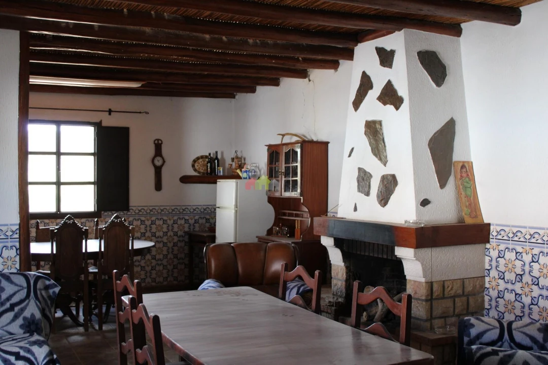 Quinta T6 para Venda em Baleizão Foto 8