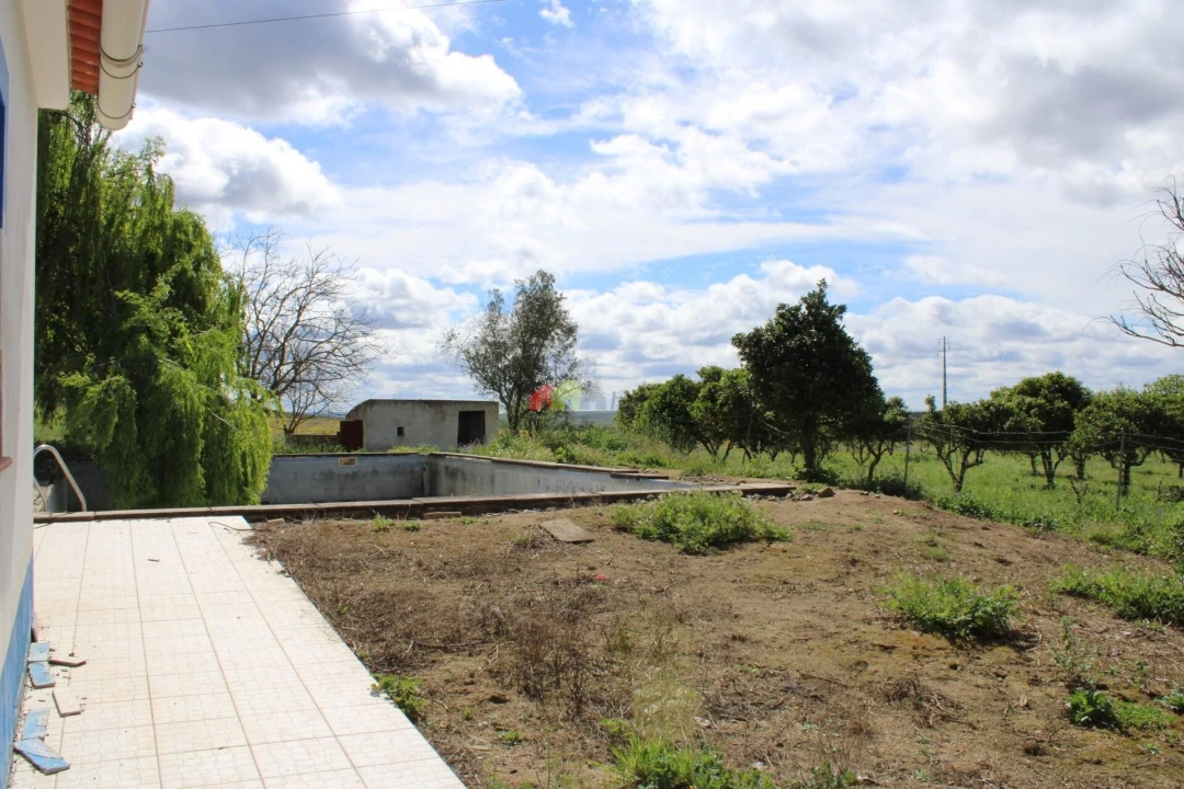 Quinta T6 para Venda em Baleizão Foto 23